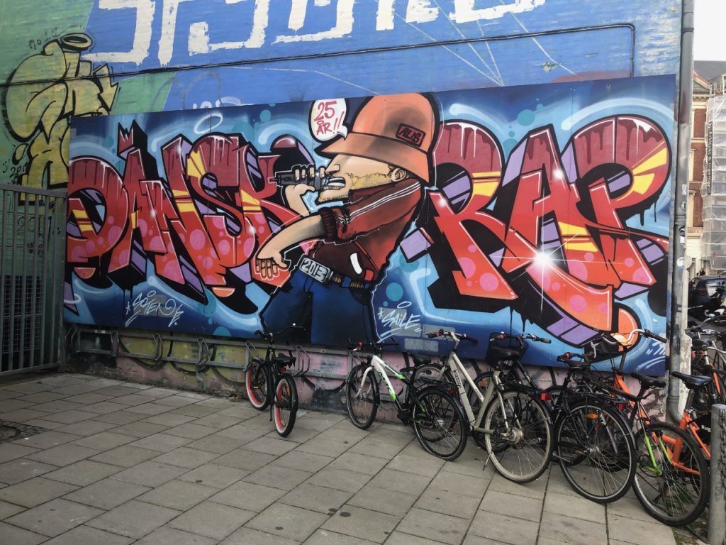 Grafitti maleri i Valdemarsgade på Vesterbro